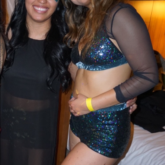 SOLD Entire Festival Outfit - Picture 2 of 8